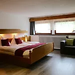 Hotel Waldhaus