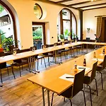 Waldhaus Hotel 3*