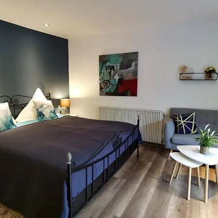 Hotel Waldhaus 3*
