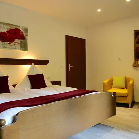 Waldhaus 3*